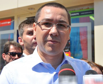 Ponta şi-a depus candidatura la prezidenţiale
